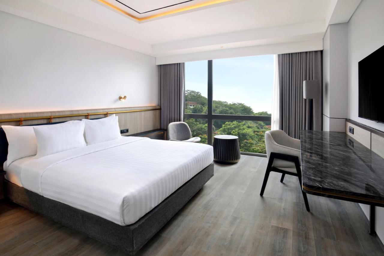 Hotel Aruss Semarang Exterior foto