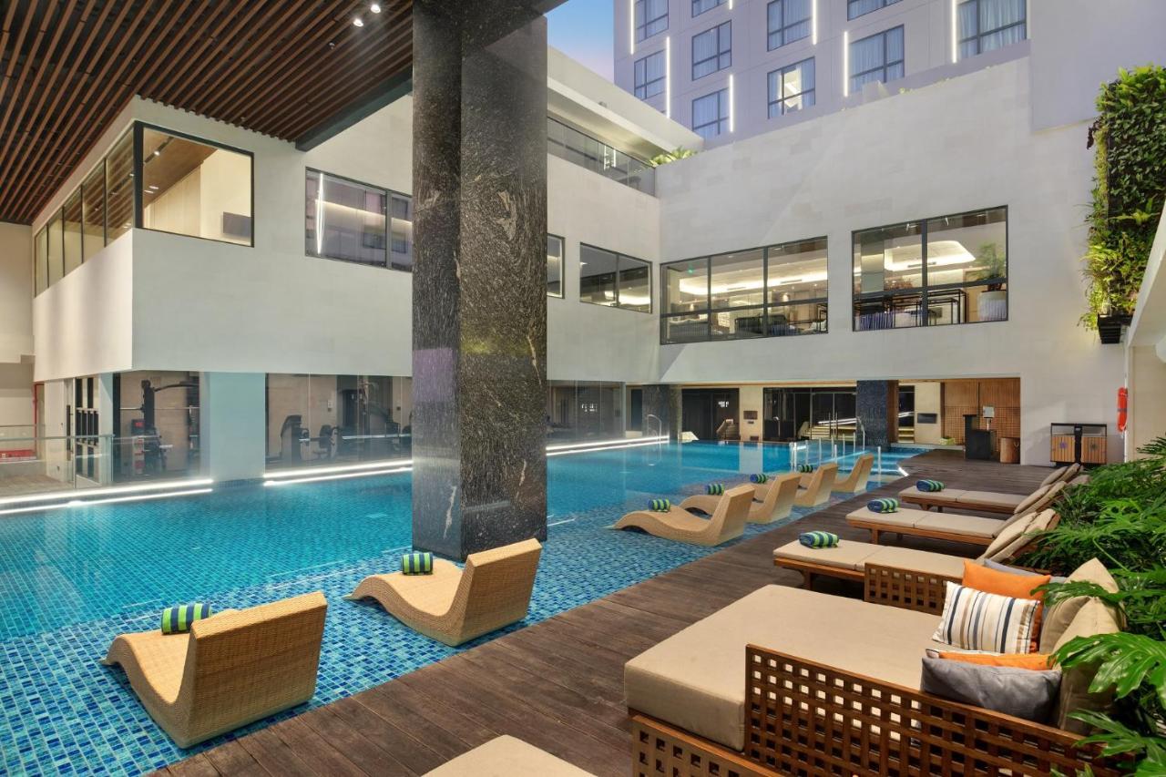 Hotel Aruss Semarang Exterior foto